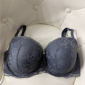 Victoria's Secret Dream Angels Lightly Lined Gray Lace Trim Demi Bra 36DDD
NWOT